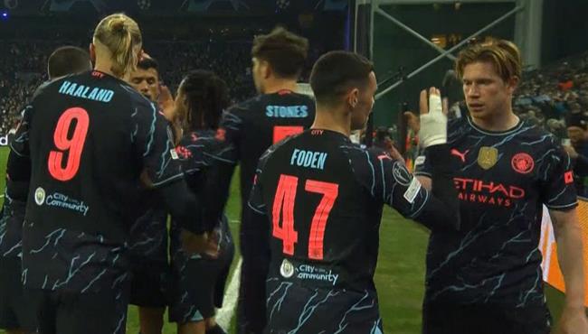 بعد تبادل رائع بالكره مع دي بروين فودين يسجل هدف مانشستر سيتي الثالث امام كوبنهاجن