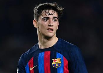 جافي يحسم موقفه من الرحيل عن برشلونة بعد اهتمام باريس سان جيرمان