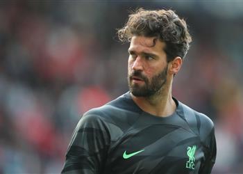 أليسون يوجه ضربة قوية لـ ليفربول قبل مواجهة برينتفورد