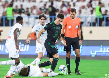 فيديو الأخدود يهزم الأهلي بثلاثية في الدوري السعودي وفيرمينو يسجل