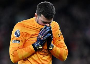 كلوب يعلق على إصابة أليسون الغامضة مع ليفربول