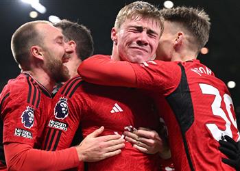 تشكيل مانشستر يونايتد أمام لوتون تاون في الدوري الإنجليزي عودة فاران وهويلاند يقود الهجوم