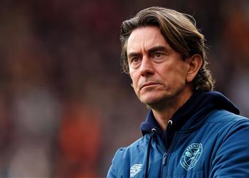 ليس هالاند مدرب برينتفورد يرشح لاعب مانشستر سيتي للفوز بـ الكرة الذهبية في المستقبل