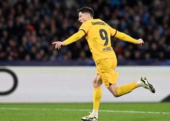 فيديو ليفاندوفسكي يسجل هدف برشلونة الأول أمام نابولي