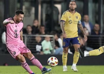 فيديو ميسي يقود إنتر ميامي للفوز على ريال سولت ليك في افتتاح الدوري الأمريكي