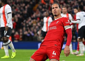 فان دايك يحذر تشيلسي قبل نهائي كأس كاراباو ويؤكد رحيل كلوب ليس حافز ا لنا