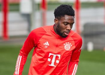 سكاي غموض حول استمرار ديفيز مع بايرن ميونخ وريال مدريد يترقب