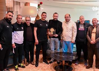 وفد من الديوان الرياضي الجزائري يزور بعثة الزمالك في عنابة
