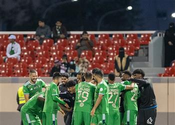 فيديو الأهلي يسحق الطائي برباعية في الدوري السعودي وفيرمينو ومحرز يسجلان