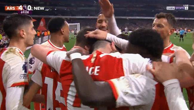 هدف ارسنال الرابع في مرمي نيوكاسل بالدوري الانجليزي