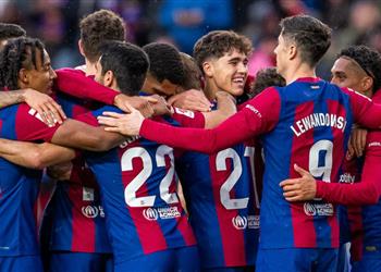 تقارير لاعب برشلونة يتلقى عرض ا مغري ا للانضمام إلى الاتحاد السعودي