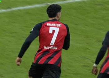 فيديو عمر مرموش يواصل التوهج وينقذ فرانكفورت بتعادل قاتل أمام فولفسبورج