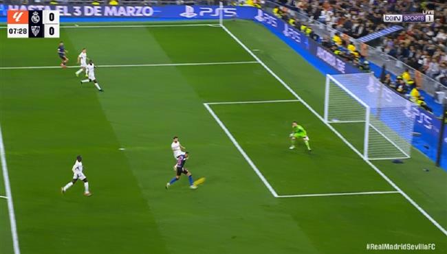 يوسف النصيري يهدر هدف محقق امام ريال مدريد بالدوري الاسباني