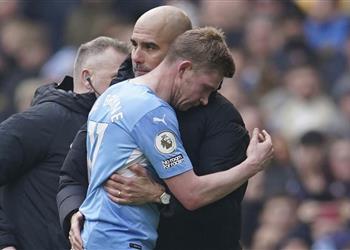 جوارديولا يتوجه بطلب إلى دي بروين بعد ارتباطه بالانتقال لـ الدوري السعودي