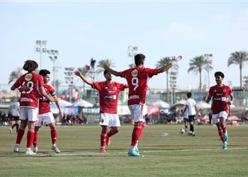 لاعب الأهلي ي غادر المستشفى بعد إصابته بارتجاج في المخ وكسر بالأنف