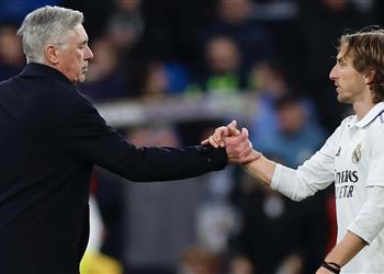 بعد تصريحات أنشيلوتي تقارير توضح صاحب فكرة انضمام مودريتش للجهاز الفني لـ ريال مدريد