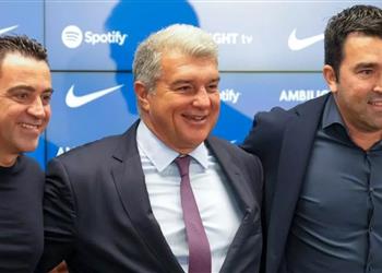 ديكو يرد على إمكانية استمرار تشافي مدرب ا لـ برشلونة رغم إعلان رحيله