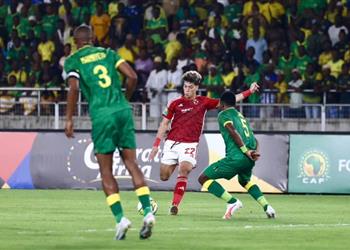 رئيس يانج أفريكانز يرشح الأهلي ومنافسه في نهائي دوري أبطال إفريقيا