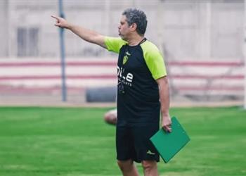 خاص معتمد جمال يحسم موقفه من الاستمرار مع جهاز الزمالك