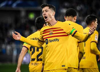 فيديو ليفاندوفسكي يسجل هدف برشلونة الأول أمام ديبورتيفو ألافيس