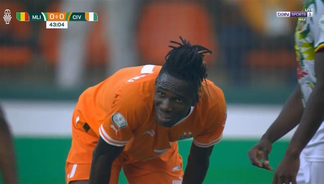 طرد لاعب كوت ديفوار امام مالي بكاس امم افريقيا