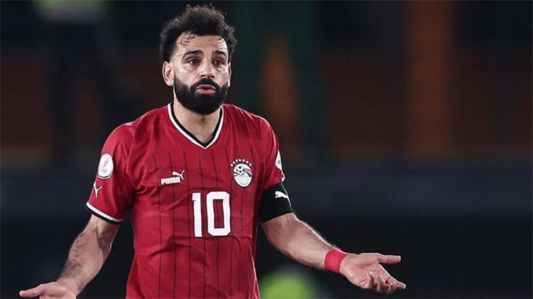 بطولات يكشف.. فيتوريا واتحاد الكرة سبب اشتعال أزمة محمد صلاح بعد إصابته -  بطولات
