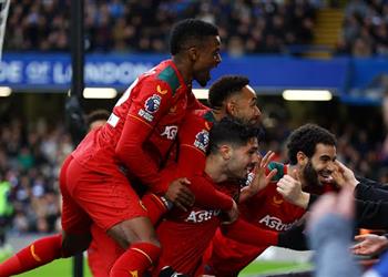 فيديو هاتريك كونها يقود ولفرهامبتون لإسقاط تشيلسي برباعية في الدوري الإنجليزي