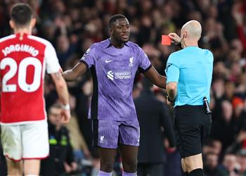 فيديو طرد كوناتي في مباراة ليفربول وآرسنال بـ الدوري الإنجليزي