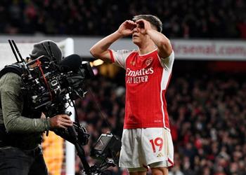 جن جنون أرتيتا فيديو تروسارد يسجل هدف آرسنال الثالث ضد ليفربول