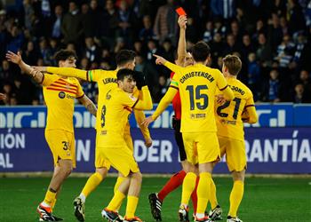 برشلونة يتحرك ضد طرد فيتور روكي أمام ألافيس