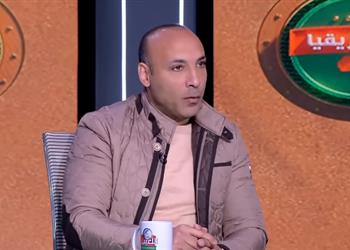 أيمن عبد العزيز يلوم لاعب منتخب مصر لم يتحمل المسئولية ومش فاضي أعالجه نفسي ا