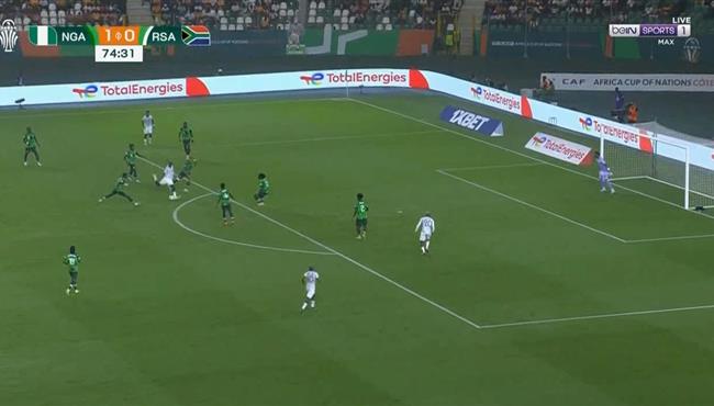 ماكجوبا كاد ان يسجل هدف لـ جنوب افريقيا امام نيجيريا