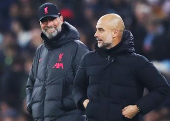 تقارير مهاجم آيندهوفن يشعل الصراع بين ليفربول ومانشستر سيتي