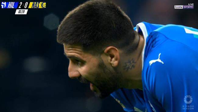 ميتروفيتش كاد ان يسجل هدف امام النصر كأس موسم الرياض