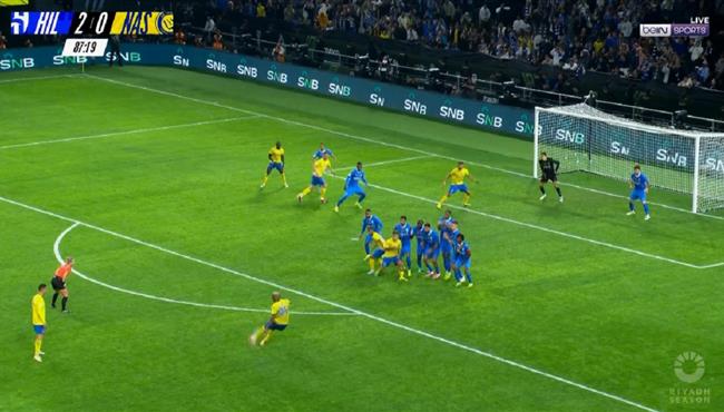 تاليسكا كاد ان يسجل هدف رائع امام الهلال في كأس موسم الرياض