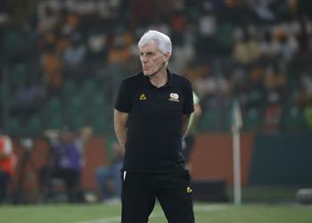 مدرب جنوب إفريقيا لا أريد خوض مباراة المركز الثالث في كأس أمم إفريقيا