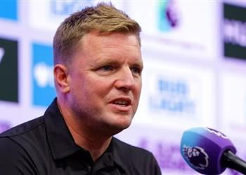 بسبب مواجهة مانشستر سيتي مدرب نيوكاسل يونايتد ينجو من حادث سير محقق