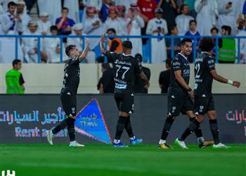 فيديو الهلال يقلب الطاولة على الاتحاد ويهزمه بثلاثية في الدوري السعودي