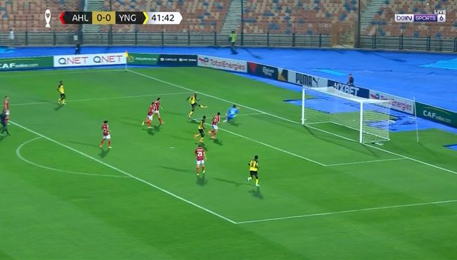 تصدي مصطفي شوبير يحرم يانج افريكانز من تسجيل هدف امام الاهلي