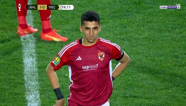 اصابة أحمد نبيل كوكا وخروجه في مباراة الاهلي ويانج افريكانز