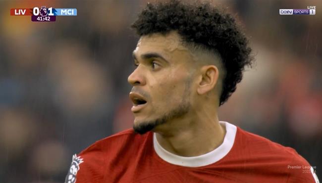 فرصة لويس دياز الخطيرة علي مرمي مانشستر سيتي بالدوري الانجليزي