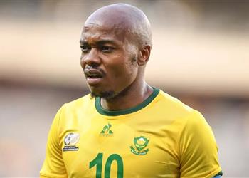 قائمة جنوب إفريقيا لمعسكر شهر مارس استبعاد بيرسي تاو