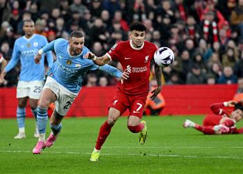 ووكر عن عدم احتساب ضربة جزاء لـ ليفربول أمام مانشستر سيتي أفضل حكم في العالم