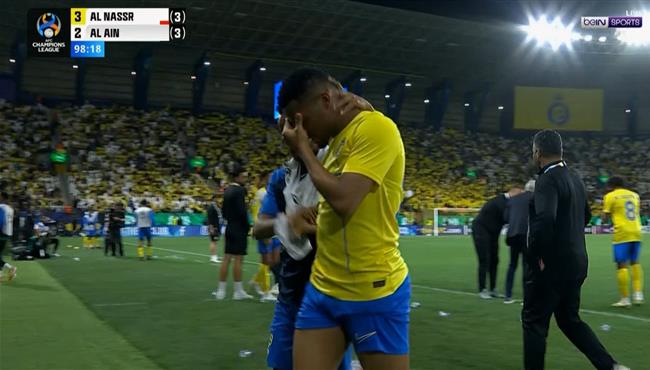 طرد أيمن يحيى في مباراة النصر والعين بدوري ابطال اسيا