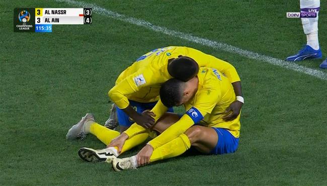 لقطة المباراة رونالدو يبكي بعد حصولة علي ركلة جزاء امام العين في دوري ابطال اسيا