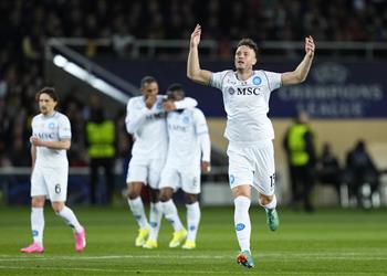 فيفا يعلن تأهل ناد إيطالي إلى كأس العالم للأندية 2025 بعد خسارة نابولي أمام برشلونة