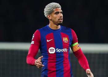 أراوخو أتمنى بقاء تشافي ومستقبلي يعتمد على إدارة برشلونة