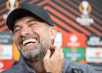 كلوب ي علن مستجدات حالة محمد صلاح وموقفه من المشاركة مع ليفربول أساسي ا