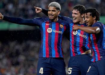 تقارير صراع بين مانشستر يونايتد وتشيلسي على ضم لاعب برشلونة