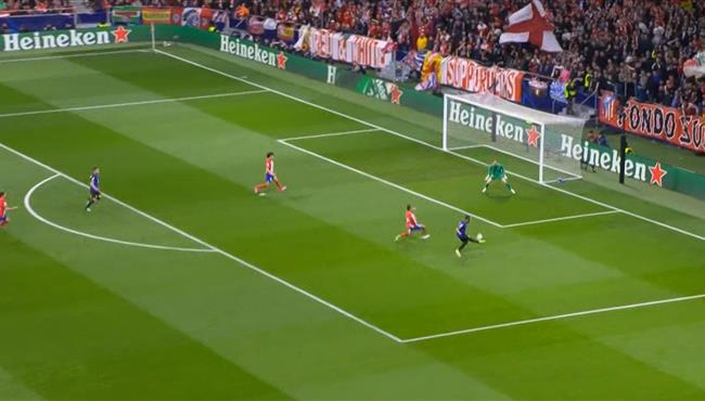 اوبلاك يتألق علي مرتين وينقذ اتلتيكو مدريد من هدف محقق لـ انتر ميلان